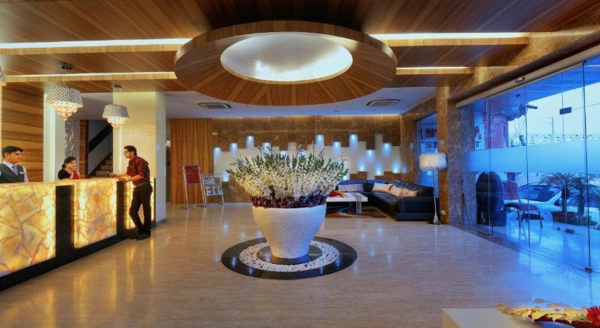 Hotel Alleviate Агра Екстер'єр фото