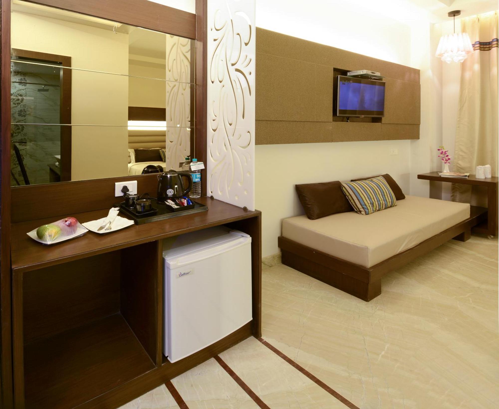Hotel Alleviate Агра Екстер'єр фото