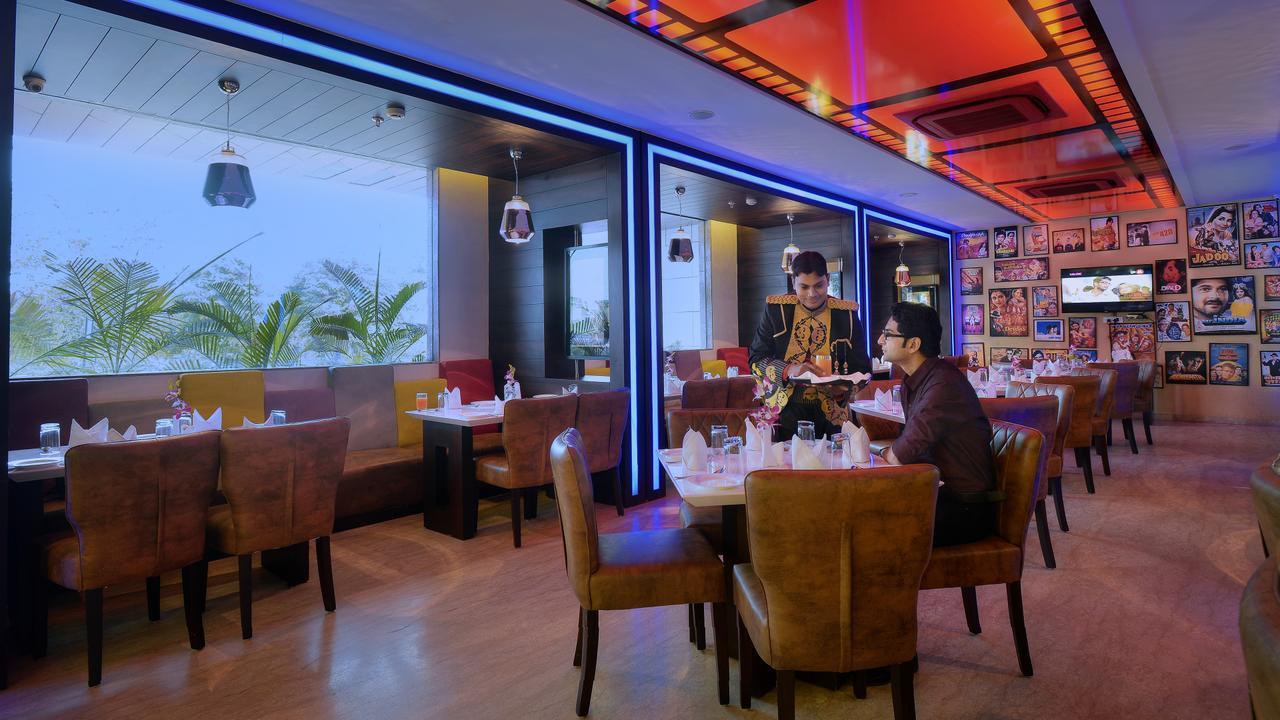 Hotel Alleviate Агра Екстер'єр фото