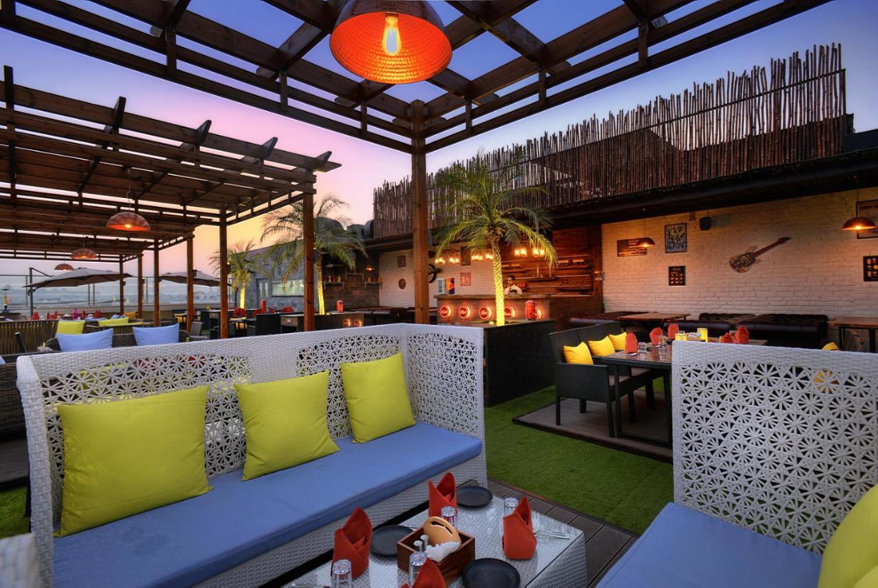 Hotel Alleviate Агра Екстер'єр фото
